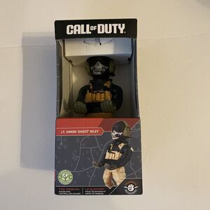 Call of Duty Lt. Simon Ghost Riley Cable Guys Phone Controller Holder Figure